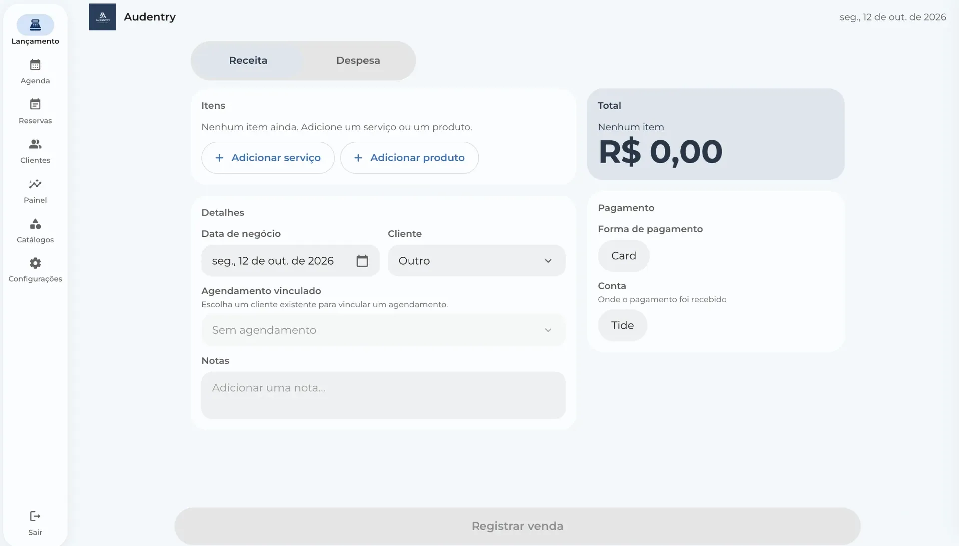 Entering a sale, with items, client, payment method and total.